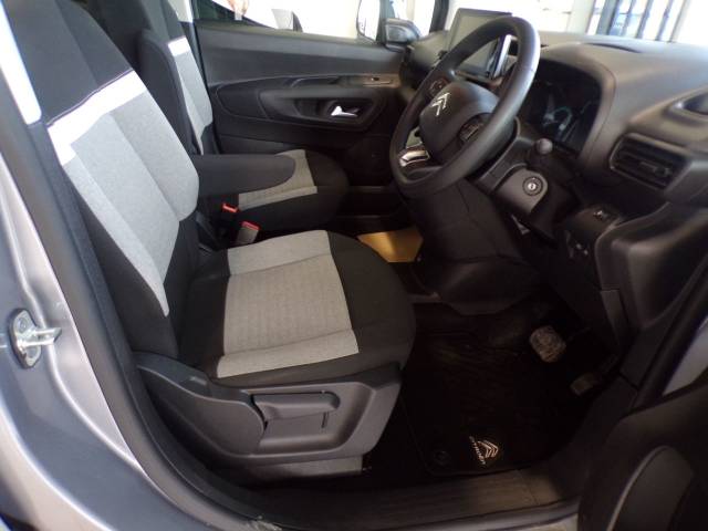 2023 Citroen Berlingo 0.0 100kW Feel XL 50kWh 5dr Auto [7 seat]