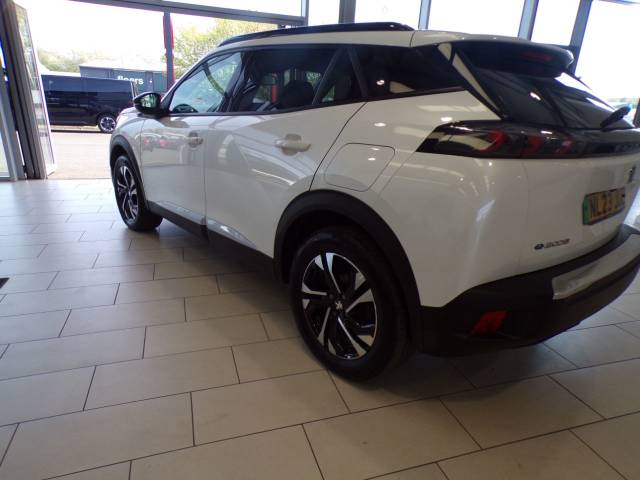 2023 Peugeot 2008 0.0 100kW Allure Premium+ 50kWh 5dr Auto
