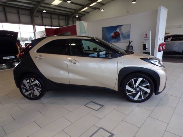 2022 Toyota Aygo X 1.0 VVT-i Exclusive 5dr