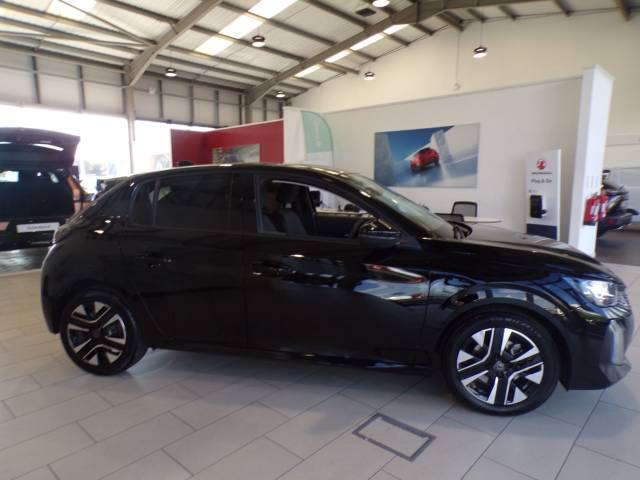 2024 Peugeot 208 1.2 PureTech 100 Allure 5dr