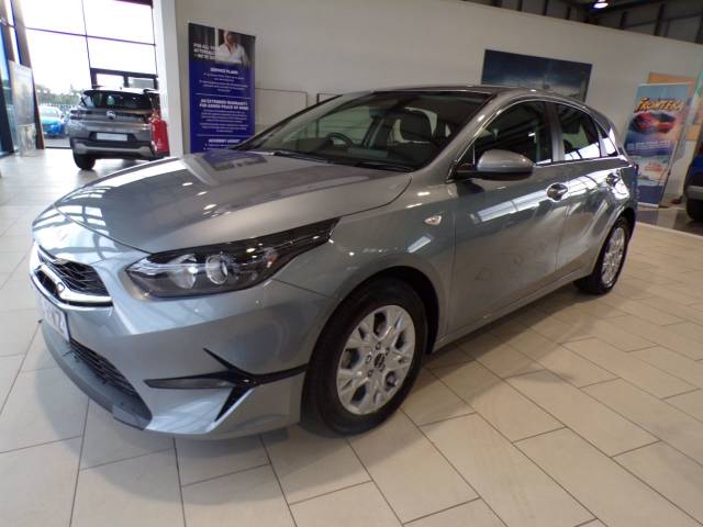 2025 Kia Ceed 1.5T GDi ISG 138 2 5dr