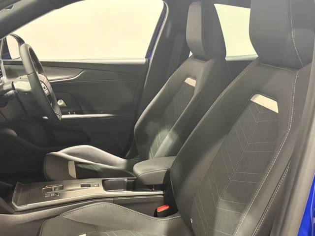 2025 Vauxhall Mokka-e ultimate 156ps