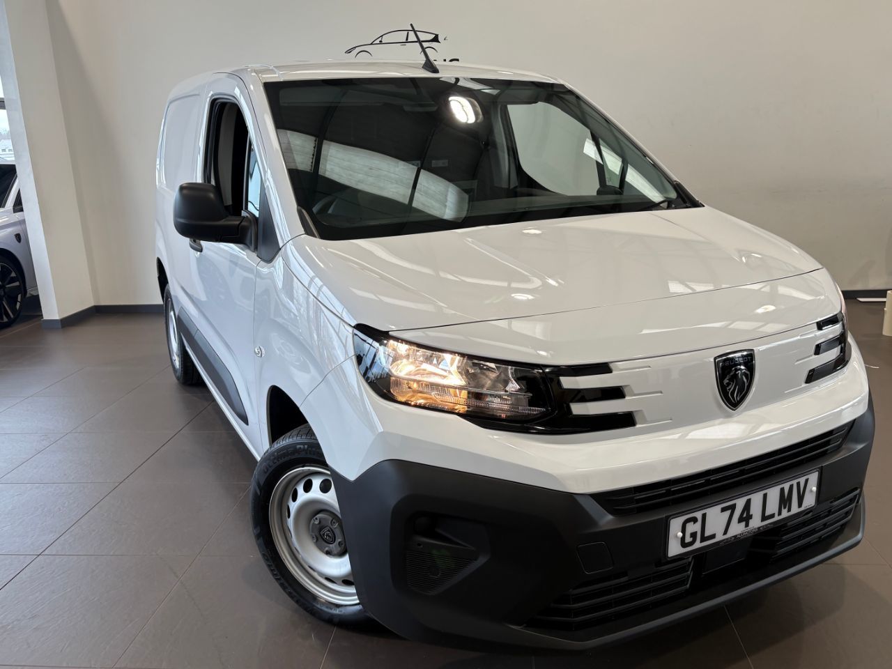 2024 Peugeot Partner