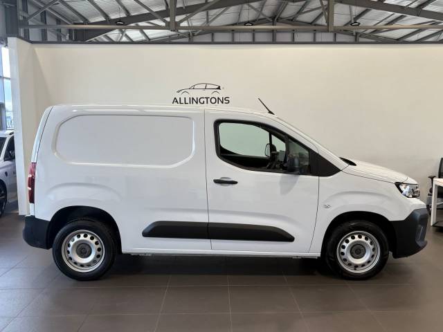 2024 Peugeot Partner 1.5 BlueHDi 100 Professional Van