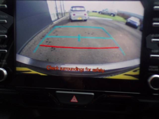 2022 Toyota Yaris 1.5 design hev cvt