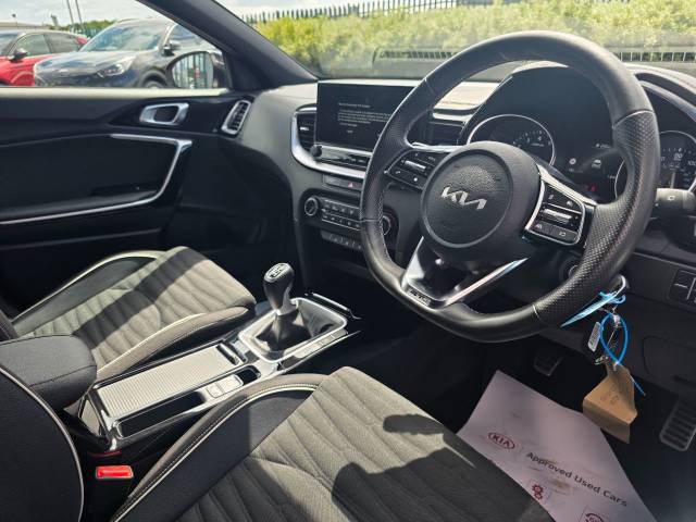 2025 Kia Ceed 1.5T GDi ISG 138 GT-Line 5dr