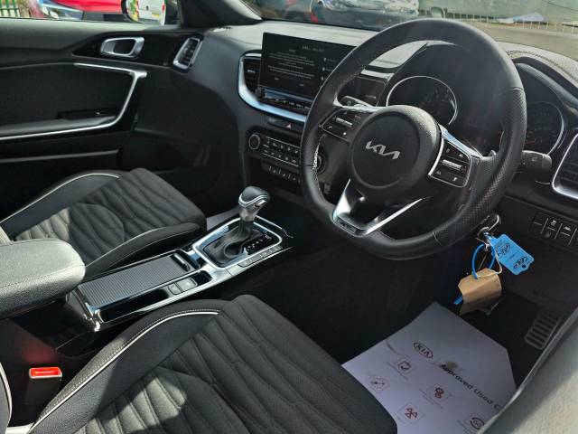 2025 Kia Ceed 1.5T GDi ISG 138 GT-Line 5dr DCT