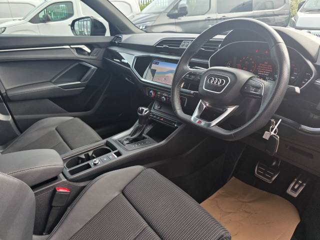 2023 Audi Q3 1.5 35 TFSI Black Edition 5dr S Tronic