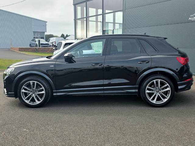 2023 Audi Q3 1.5 35 TFSI Black Edition 5dr S Tronic