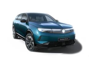 VAUXHALL GRANDLAND ELECTRIC HATCHBACK at Allingtons Motor Group Ashington