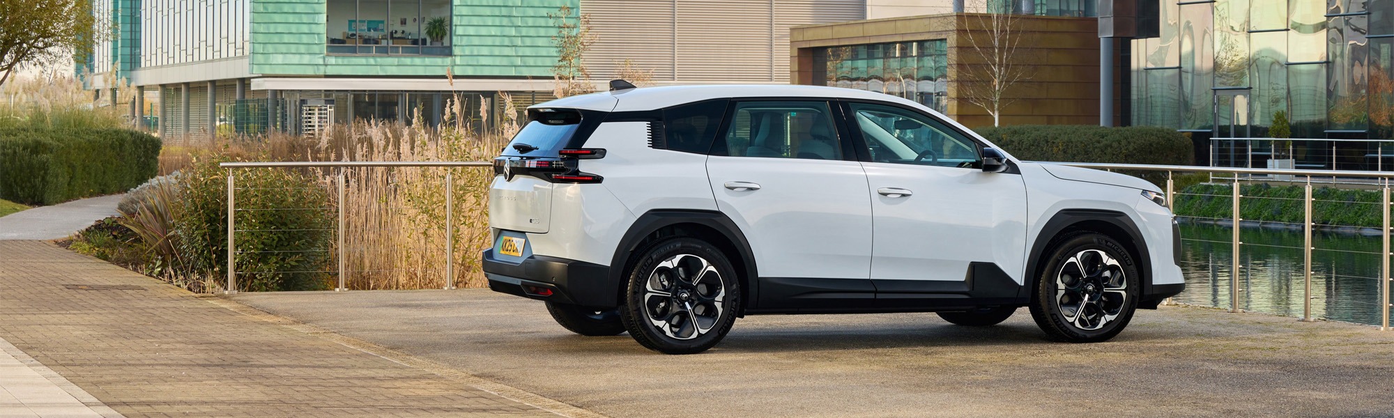 citroen-vans new-e-c5-aircross Banner