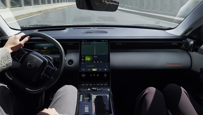 Citroen e-C5 Aircross - Interior